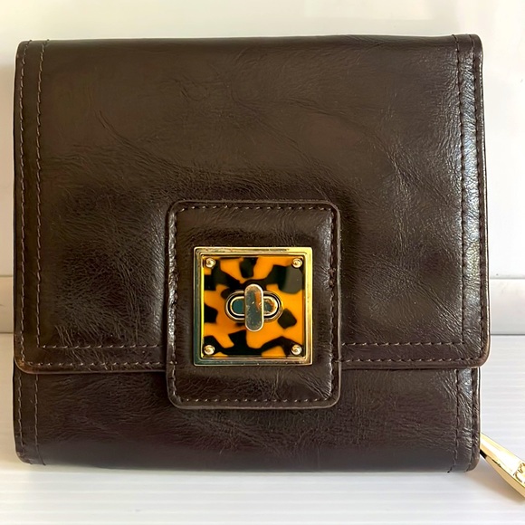 liz claiborne wallet organizer